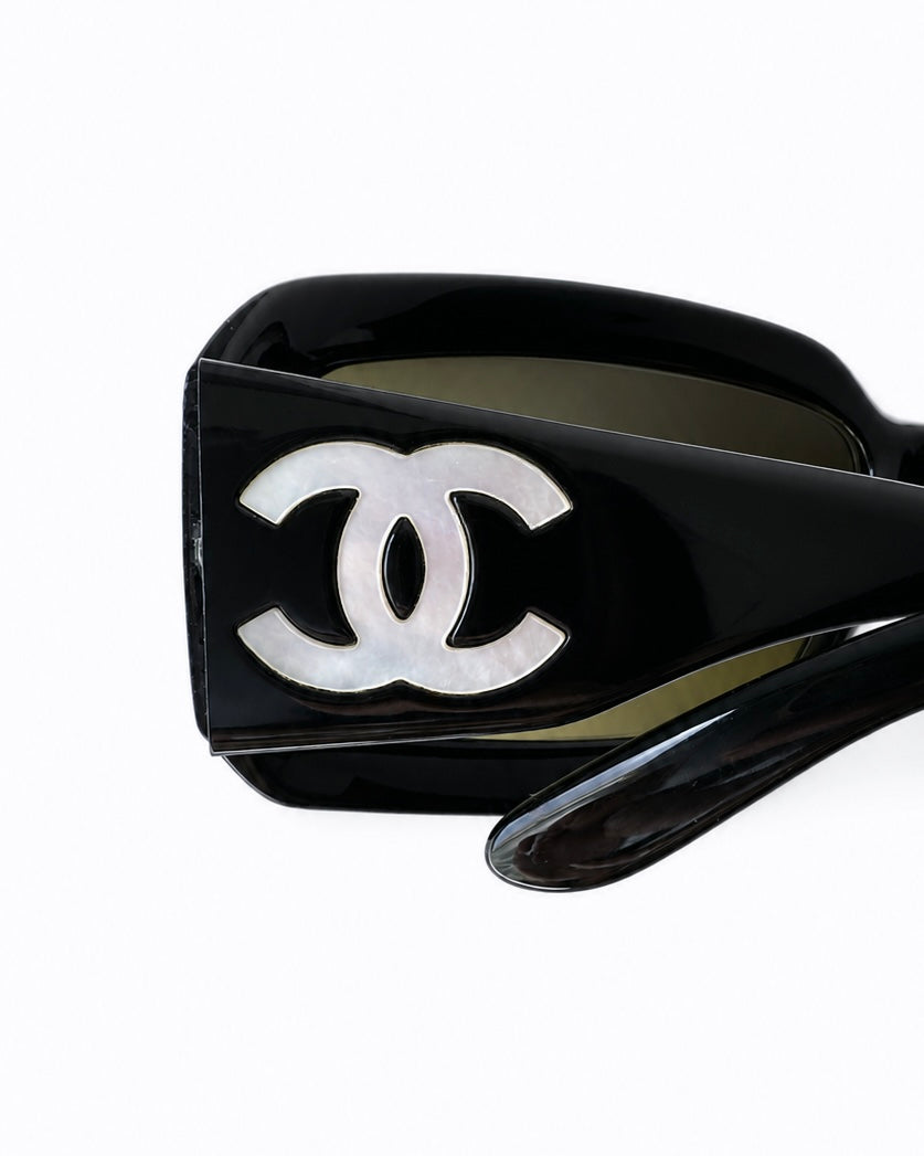 Chanel Mother-Of-Pearl CC Logo Sunglasses-5076